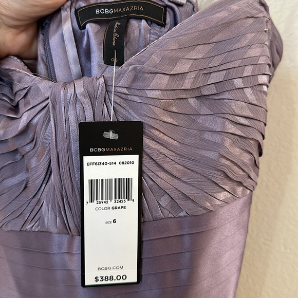 BCBGMAXAZRIA long dress with sweetheart neckline size 6 - Picture 4 of 6